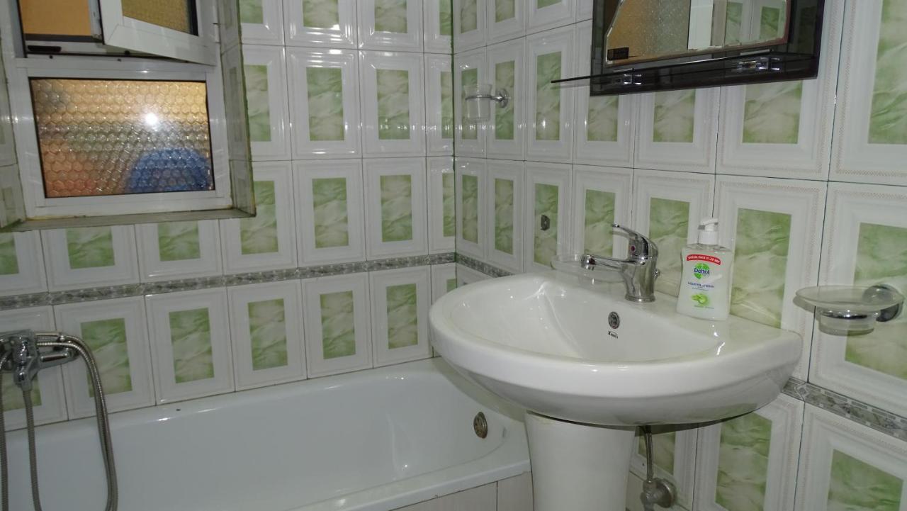 Cozy Central Apartment Ксамил Екстериор снимка