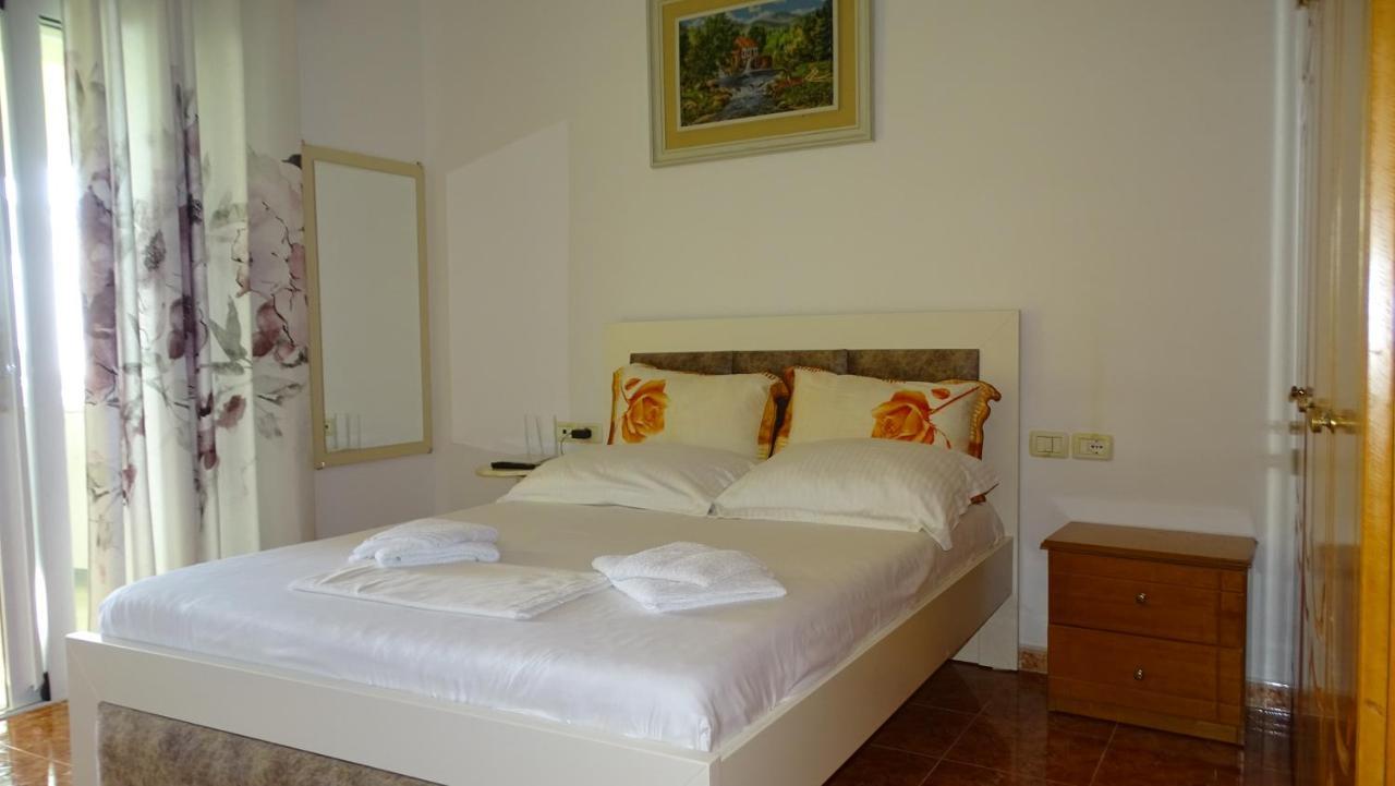 Cozy Central Apartment Ксамил Екстериор снимка
