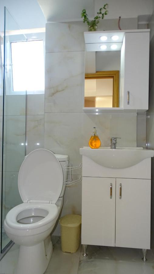 Cozy Central Apartment Ксамил Екстериор снимка