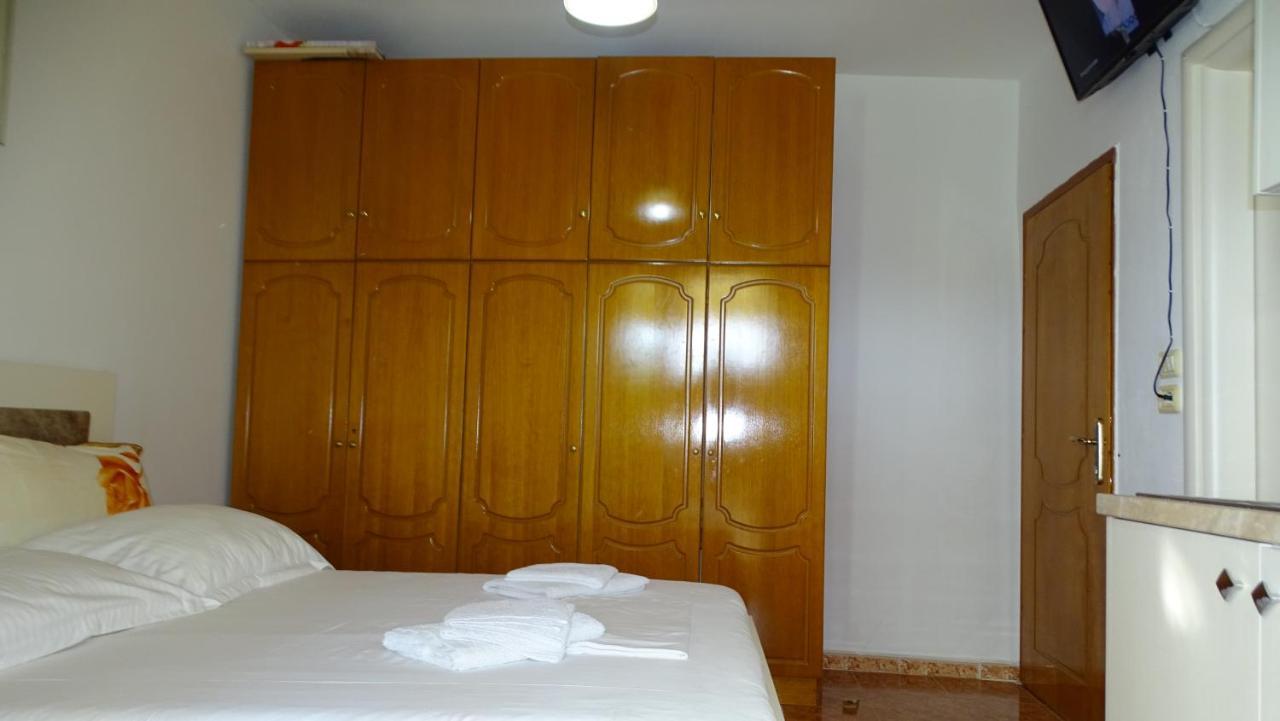 Cozy Central Apartment Ксамил Екстериор снимка