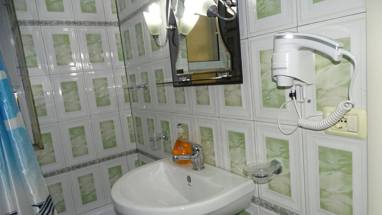 Cozy Central Apartment Ксамил Екстериор снимка