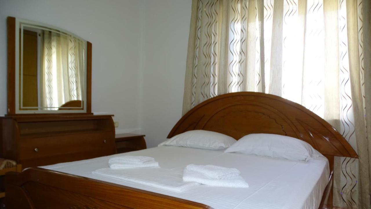 Cozy Central Apartment Ксамил Екстериор снимка